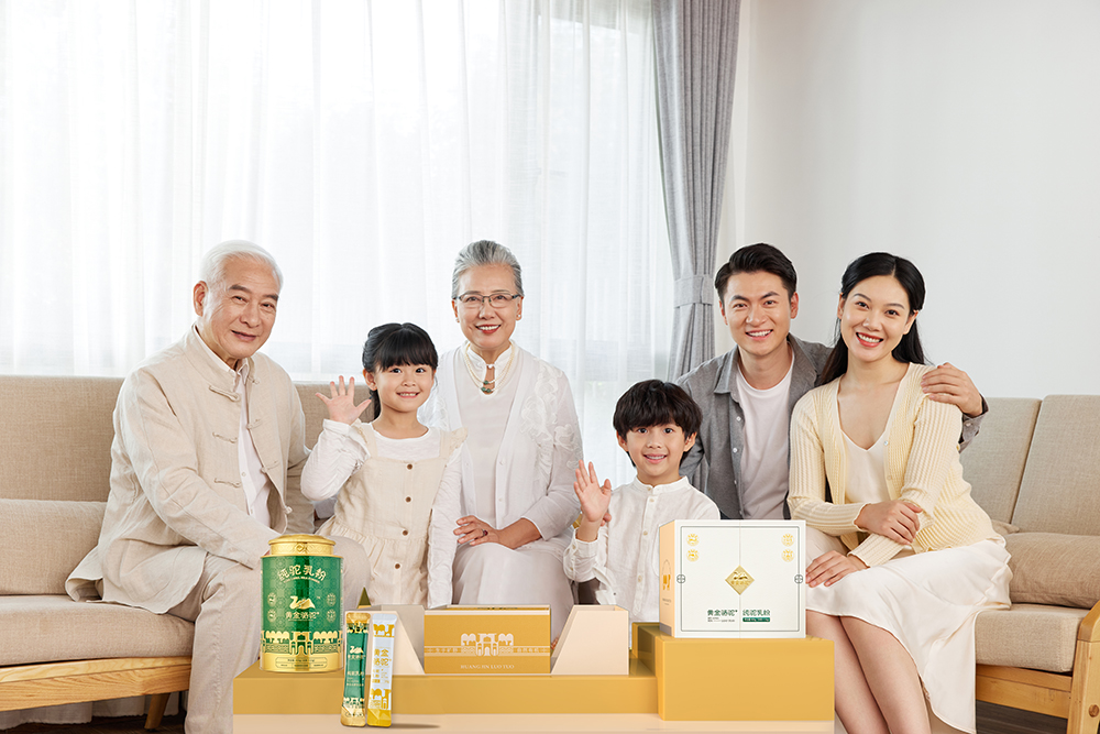 “黄金骆驼+”纯驼乳粉 | 稀缺乳品匠心造，这款驼奶不简朴！